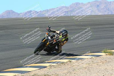 media/Mar-12-2022-SoCal Trackdays (Sat) [[152081554b]]/Bowl (1015am)/